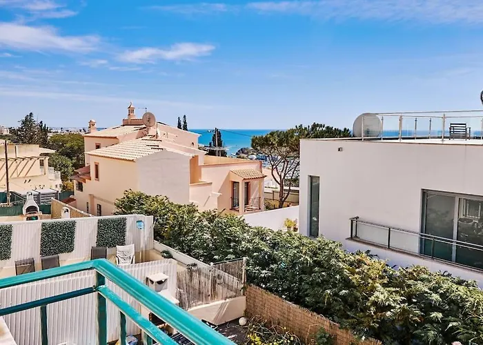 Casa Felix Mit Pool Будинок відпочинку *