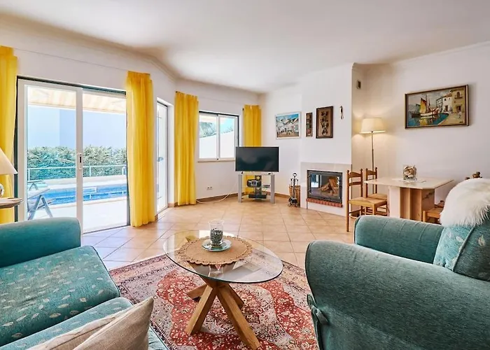 Будинок відпочинку Casa Felix Mit Pool