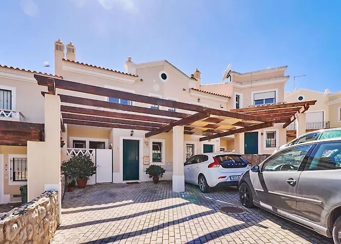 Будинок відпочинку Casa Felix Mit Pool *