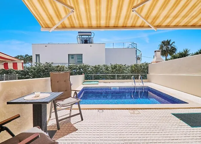 Будинок відпочинку Casa Felix Mit Pool *